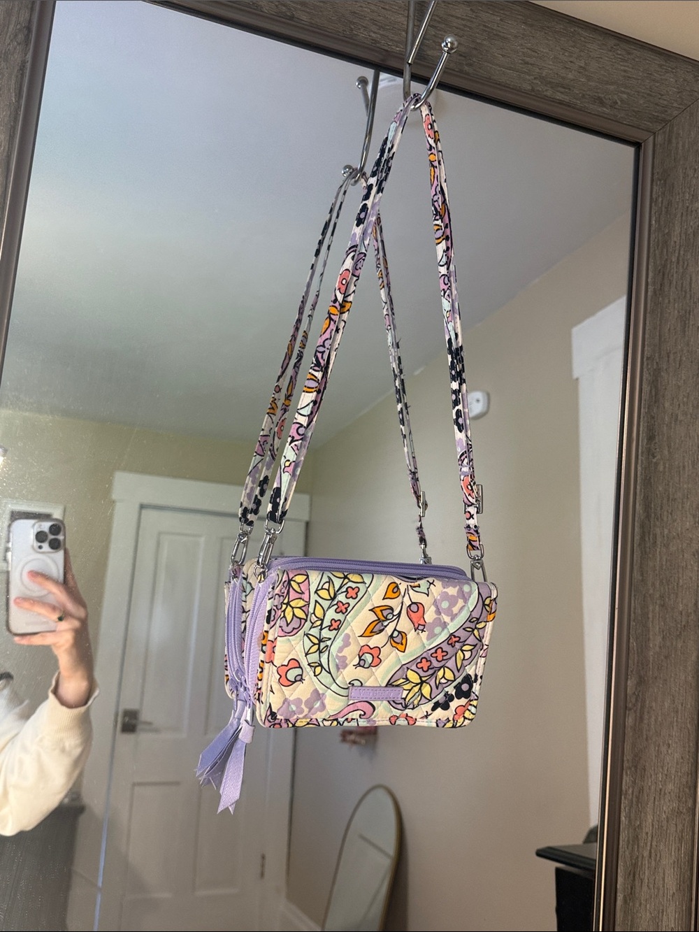 Vera Bradley Quilted Floral Crossbody adjustable to shoulder bag
